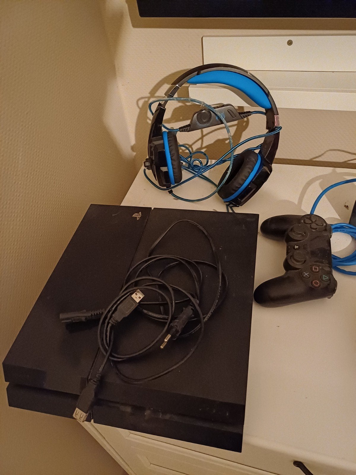 Playstation 4 avec accessoires, Enlèvement