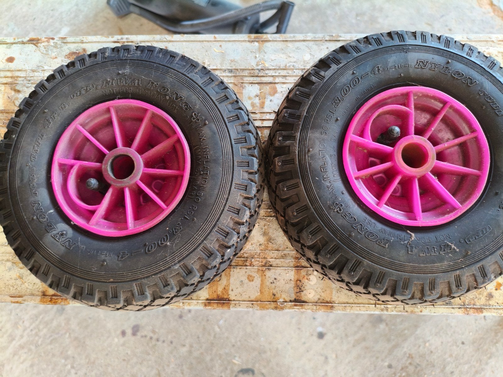 Set van 2 wielen, Doe-het-zelf en Bouw, Zwenkwielen, Ophalen