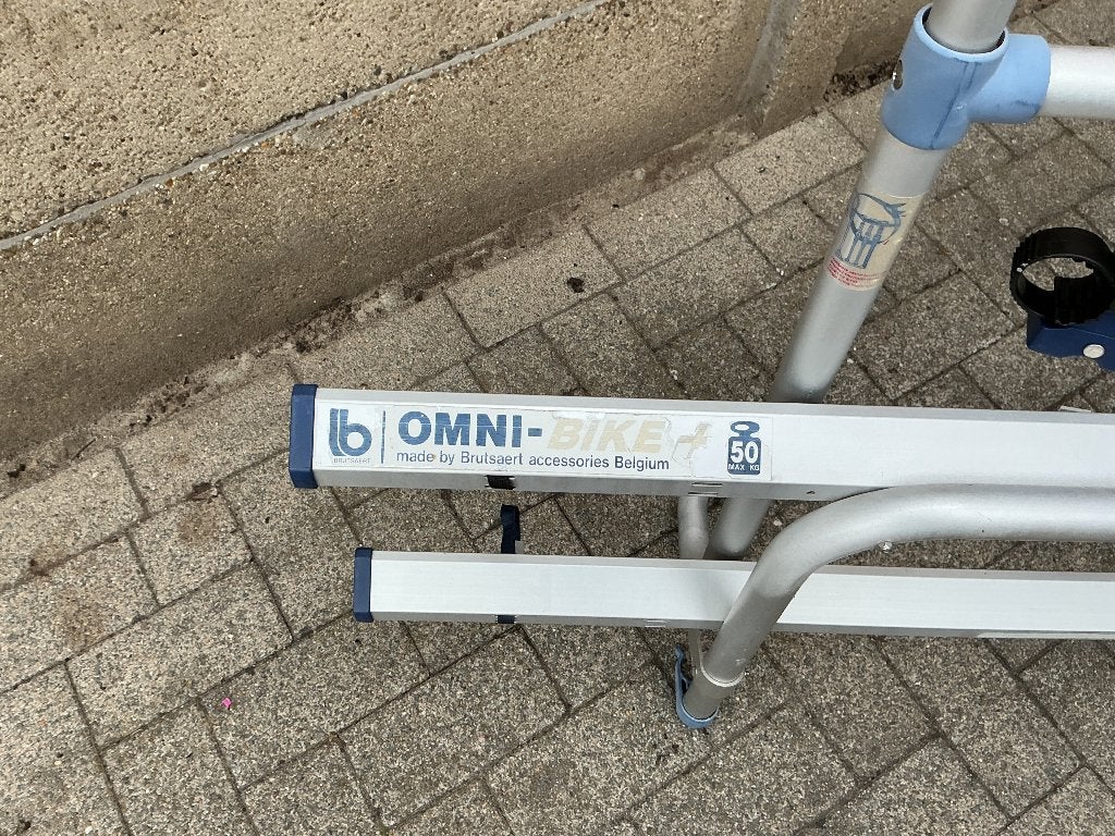 Caravan fietsendrager, Ophalen, 2 fietsen, Gebruikt