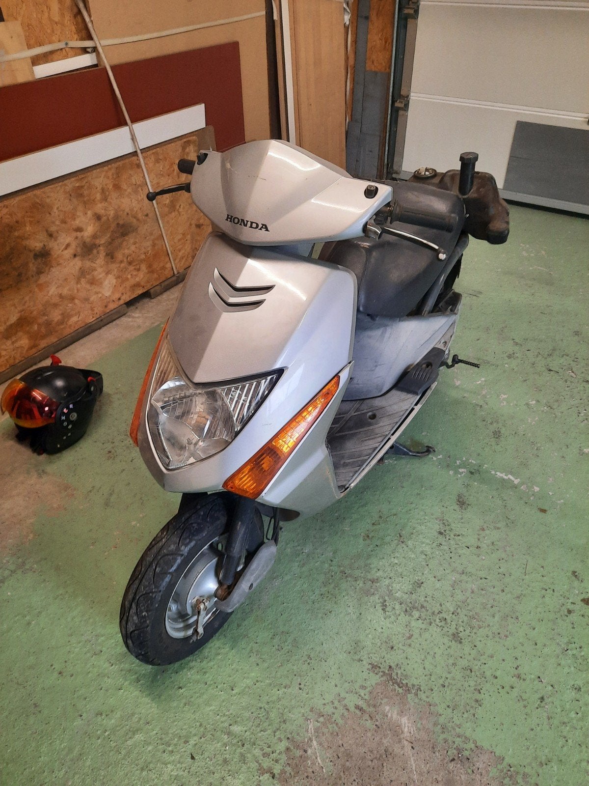 Honda Lead motorfiets, scooter, Ophalen