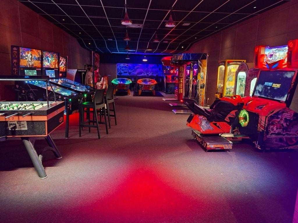 Allerlei cafespelen., Sport en Fitness, Ophalen, Nieuw, Biljarttafel