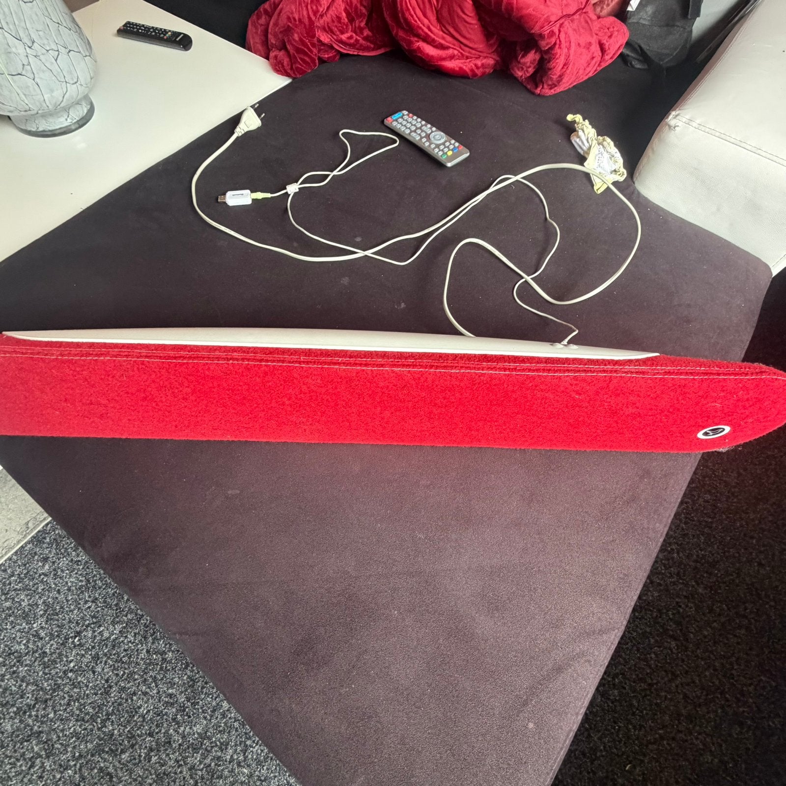 Libratone Diva soundbar – €60, Afstandsbediening, Ophalen, Zo goed als nieuw