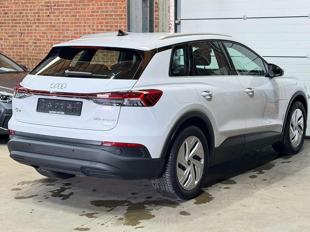 Audi Q4 e-tron 35 Navi LED Garantie, Auto's, Audi, Automaat, Stof, Gebruikt, Zwart