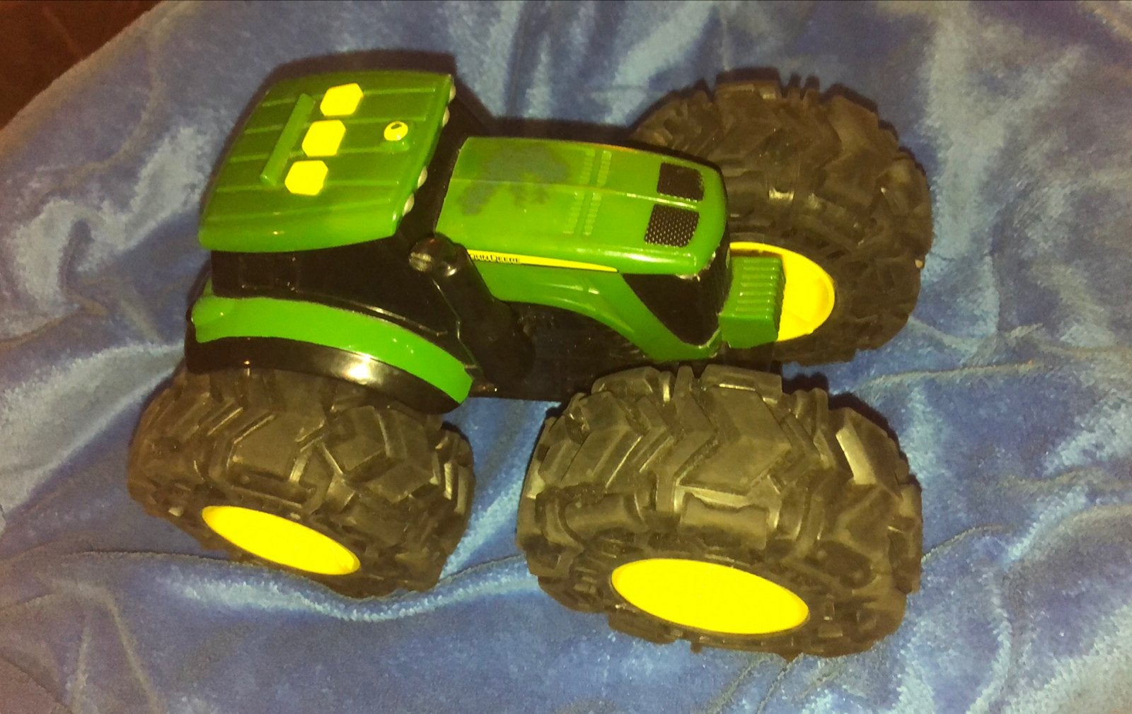 John Deere monstertractor van 21,5 cm, Gebruikt