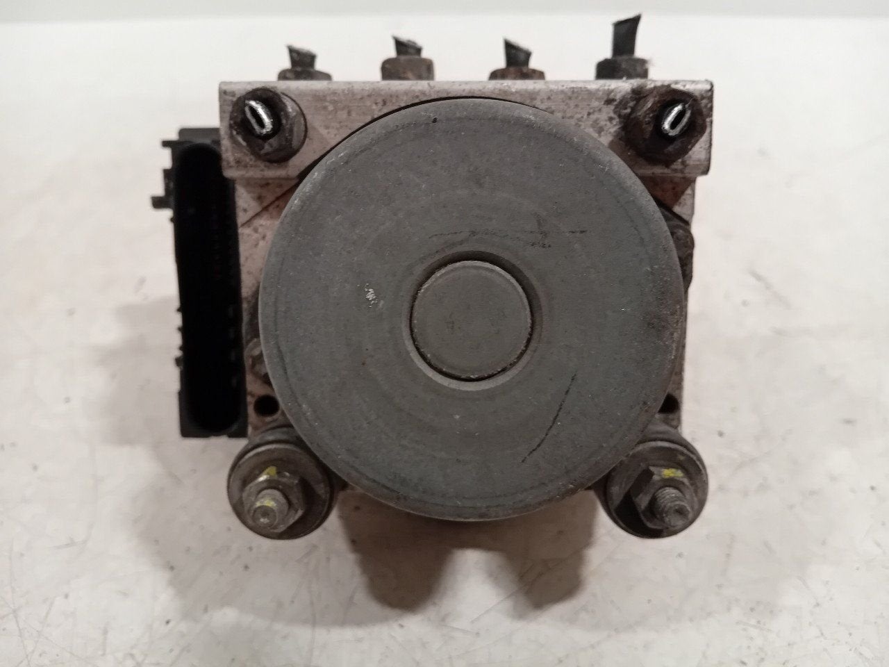 Abs pomp Opel Corsa, Onderdelen@venauto.nl, Van der Ven Autorecycling B.V., Gebruikt, Ettenseweg 76, 4706 PB Roosendaal, The Netherlands