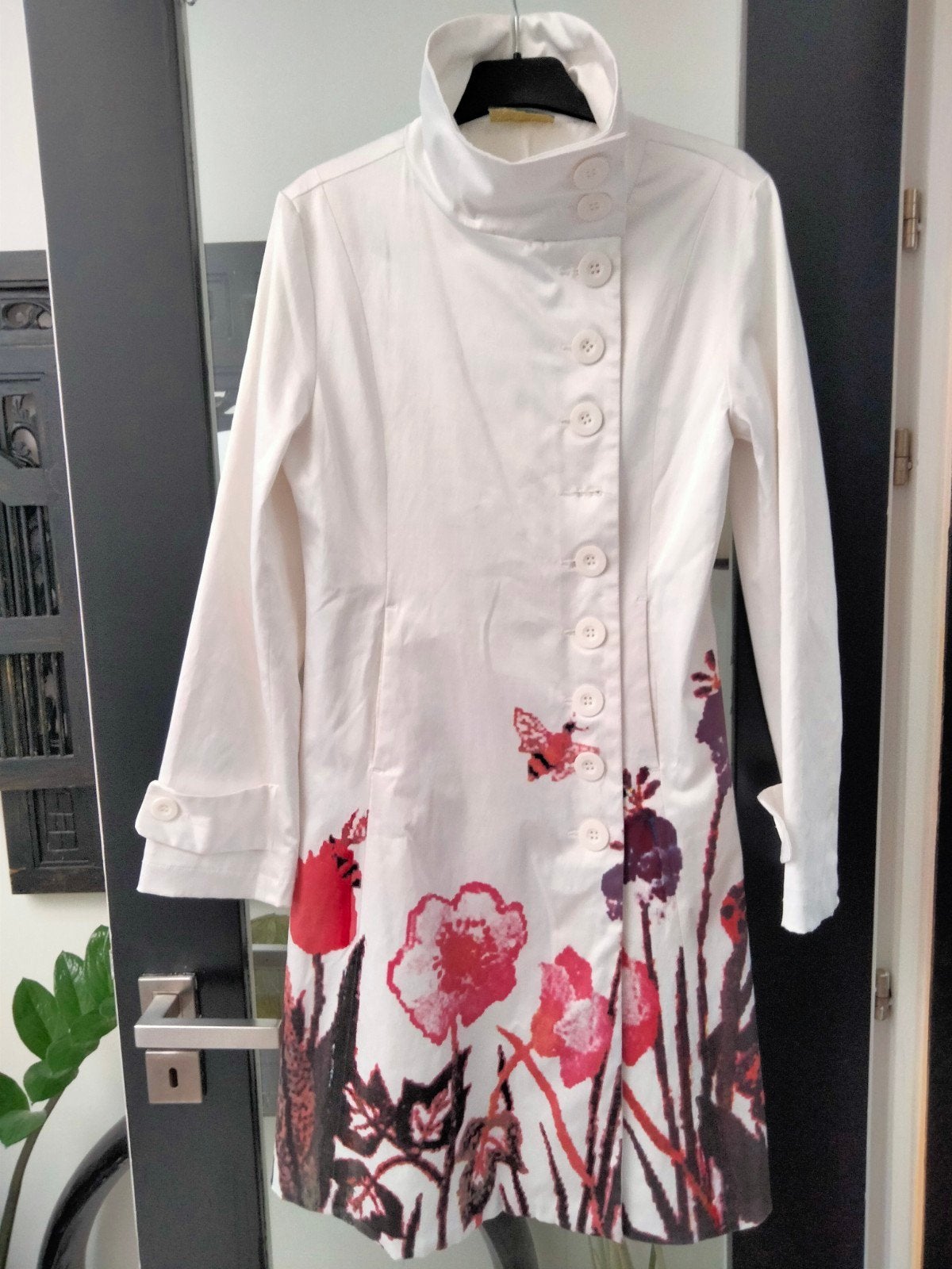 Desigual trenchcoat.Heel speciaal.maat 42 Spanje., Enlèvement ou Envoi, Taille 42/44 (L)