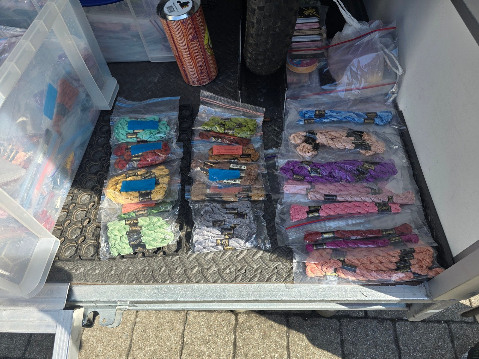 te koop groot lot perle borduur garen, Enlèvement, Neuf, Broderies à la main, Fil à broder ou Soie