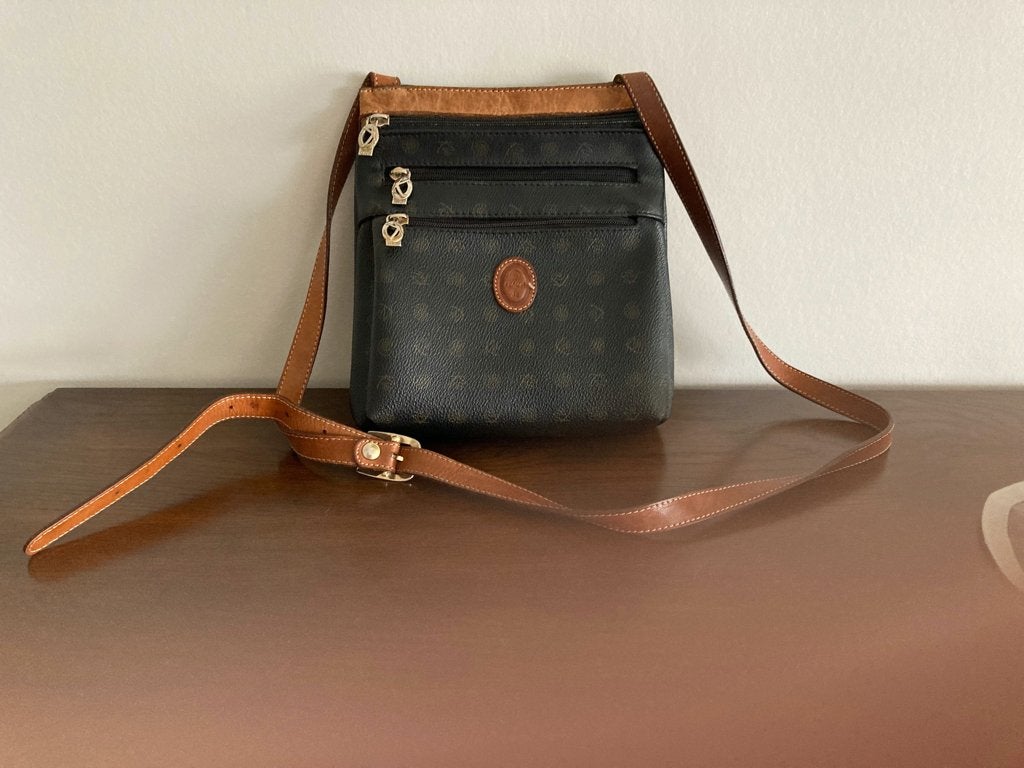 Crossbody, Ophalen of Verzenden, Zo goed als nieuw, Zwart, Schoudertasje