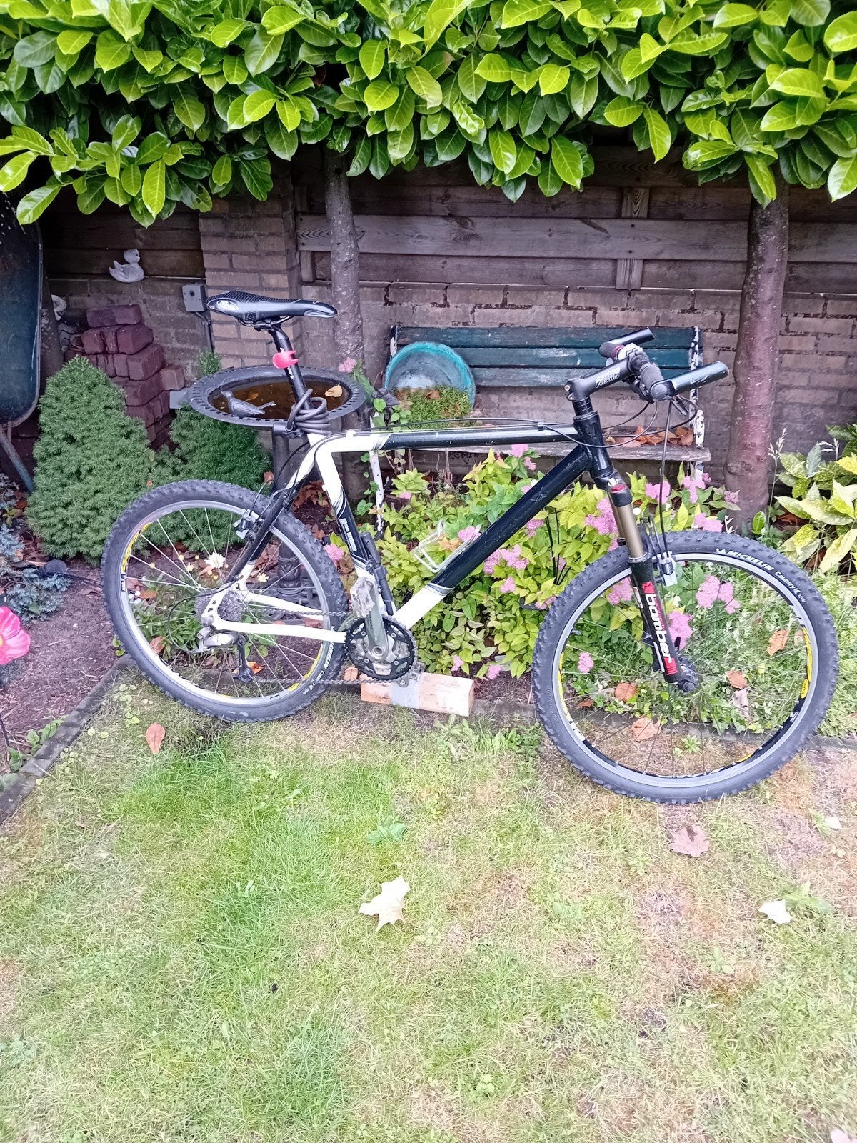 Te koop mountainbike, Ophalen