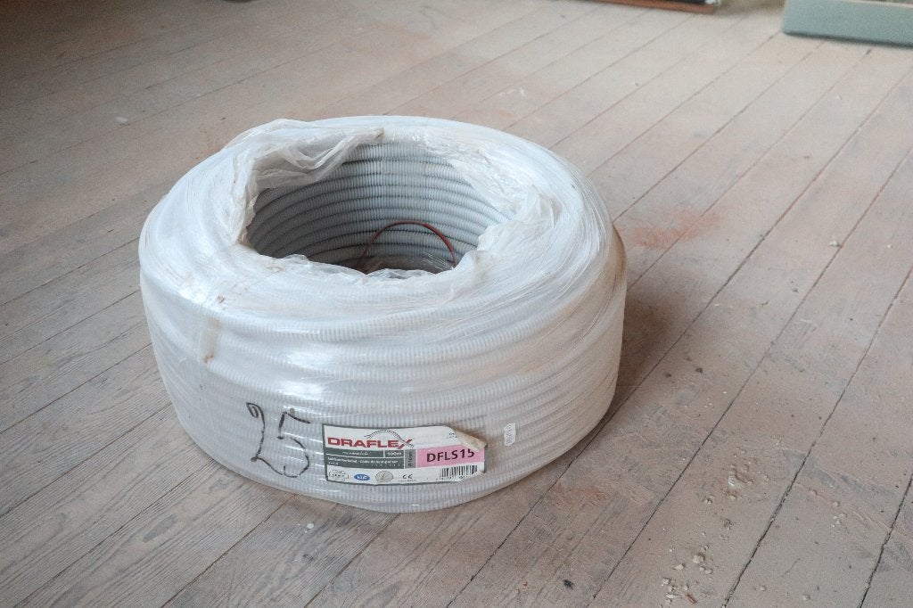Voorbedrade Flexbuis Luidsprekerkabel - 100 meter, Doe-het-zelf en Bouw, Ophalen, Nieuw, Kabel of Snoer