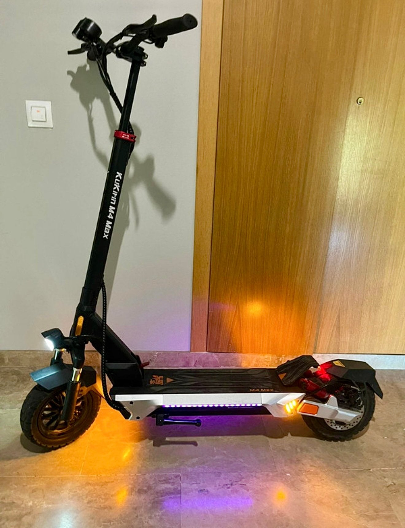 Kukirin elektrische scooter, Fietsen en Brommers, Ophalen, Zo goed als nieuw