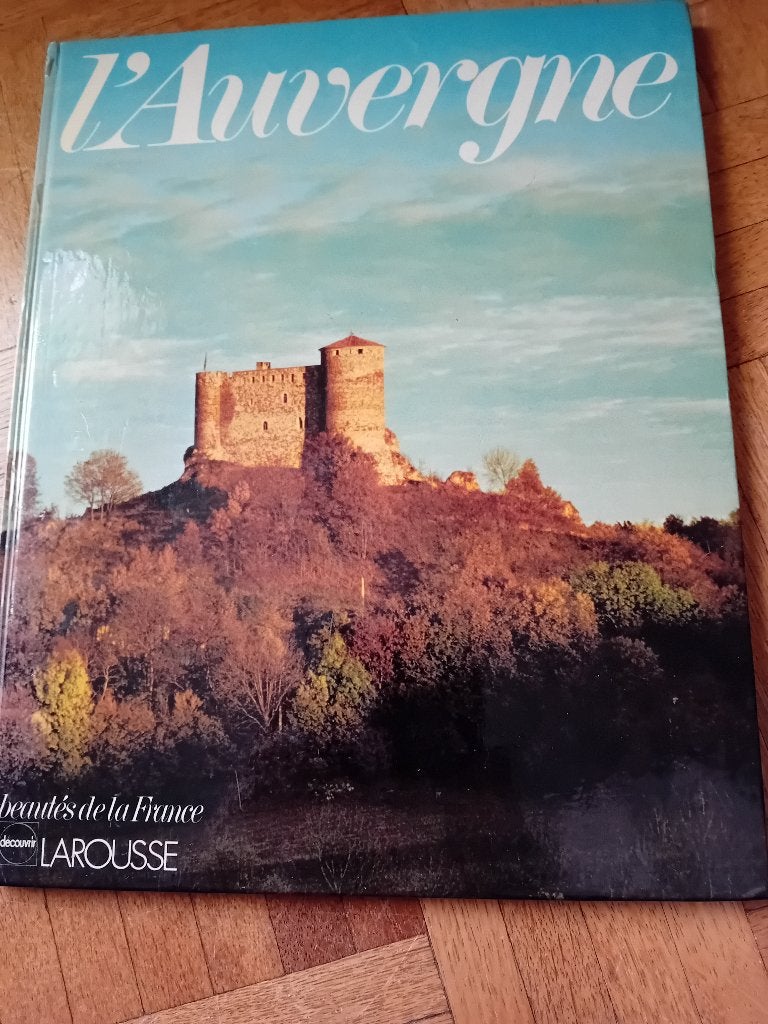 Livre l Auvergne, Enlèvement