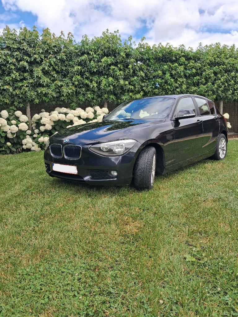 BMW 116D, F20 Bj 2012. 170000 km, couleur noire, Autos, Euro 5, Achat, Boîte manuelle, Noir