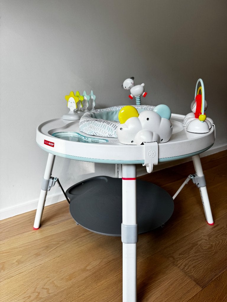Skip hop activiteiten tafel 3-1, Enlèvement, Comme neuf, Autres types