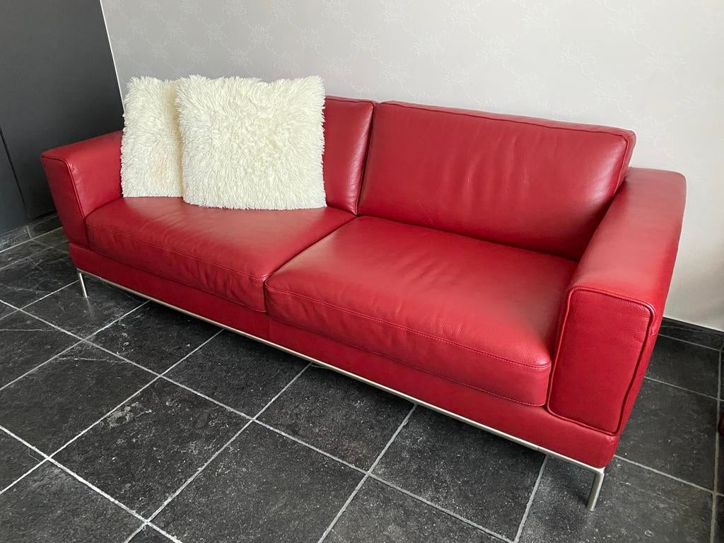 Perfecte rode lederen zetel voor 2-3 personen, Ophalen, Zo goed als nieuw