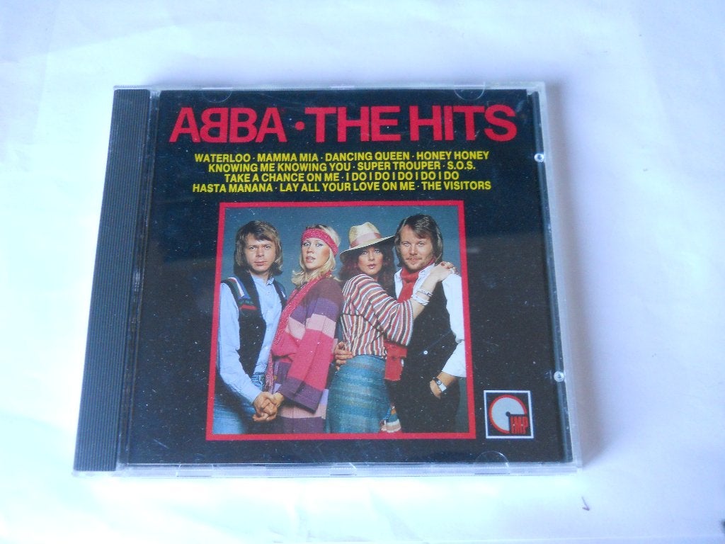 CD - ABBA - THE HITS, Pop, Ophalen of Verzenden, Zo goed als nieuw, Eerste persing
