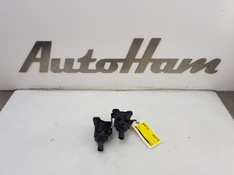 EXTRA WATERPOMP Audi A4 Avant (B9) (|06H121601N|), Gebruikt, Audi