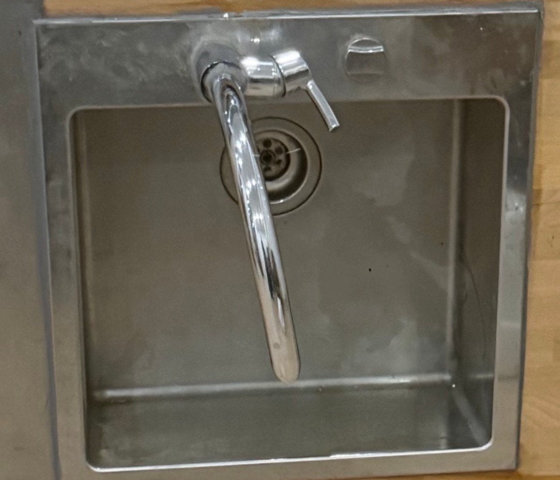 Evier inox  et mitigeur tres bonne etat, Enlèvement, Comme neuf