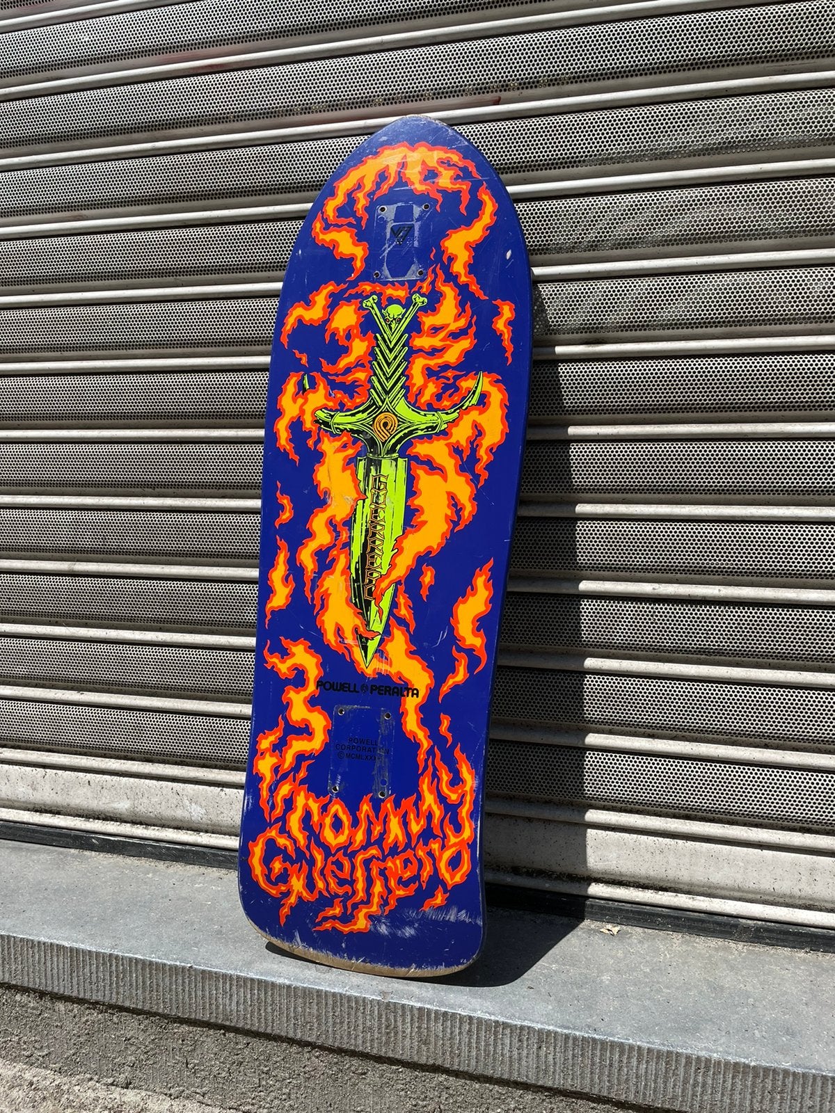 Skateboard planche Powell Peralta, Sports & Fitness, Skateboard, Enlèvement ou Envoi