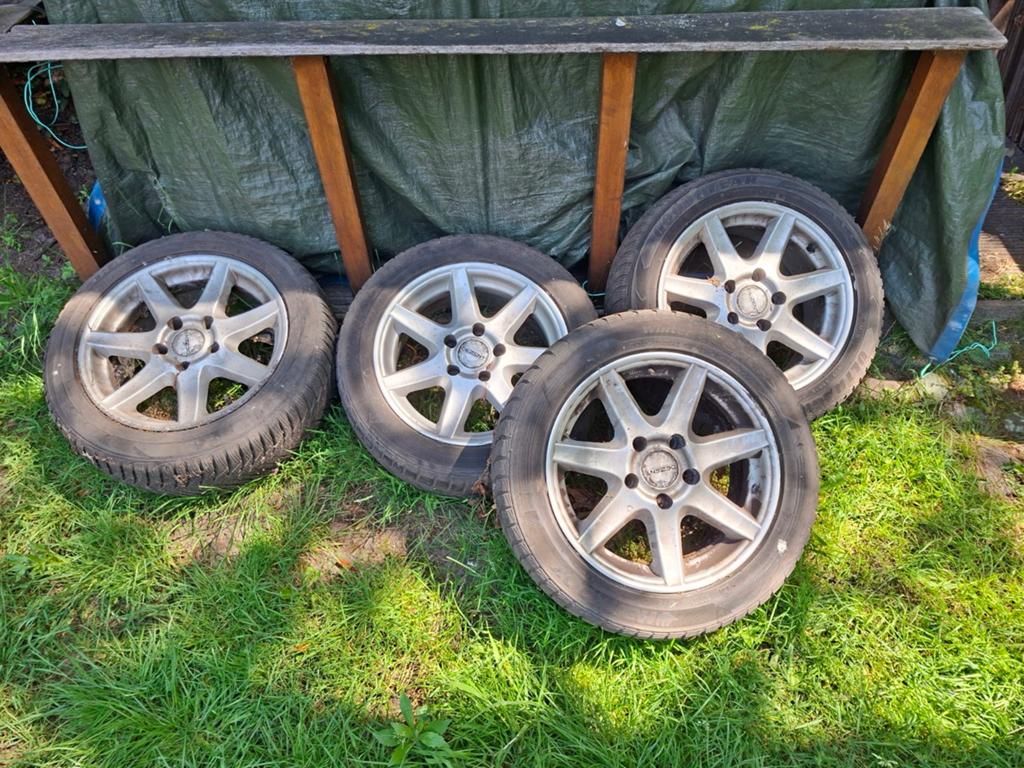 4 winterbanden op alu velg, Ophalen