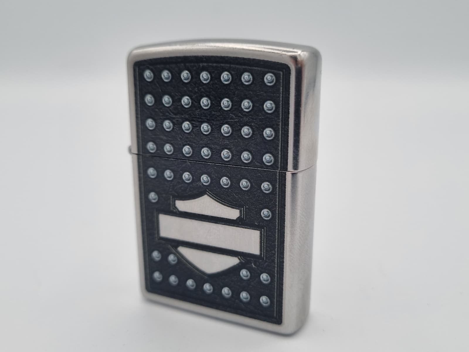 Zippo Harley Davidson Bar & Shield Street Chrome 2012, Verzenden, Zo goed als nieuw, Aansteker