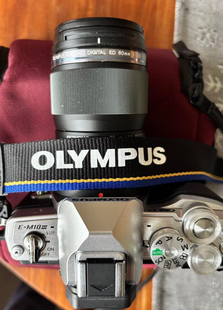 Olympus OM-D-E marklll + lens macro zuiko 60 mm, Ophalen, Nieuw