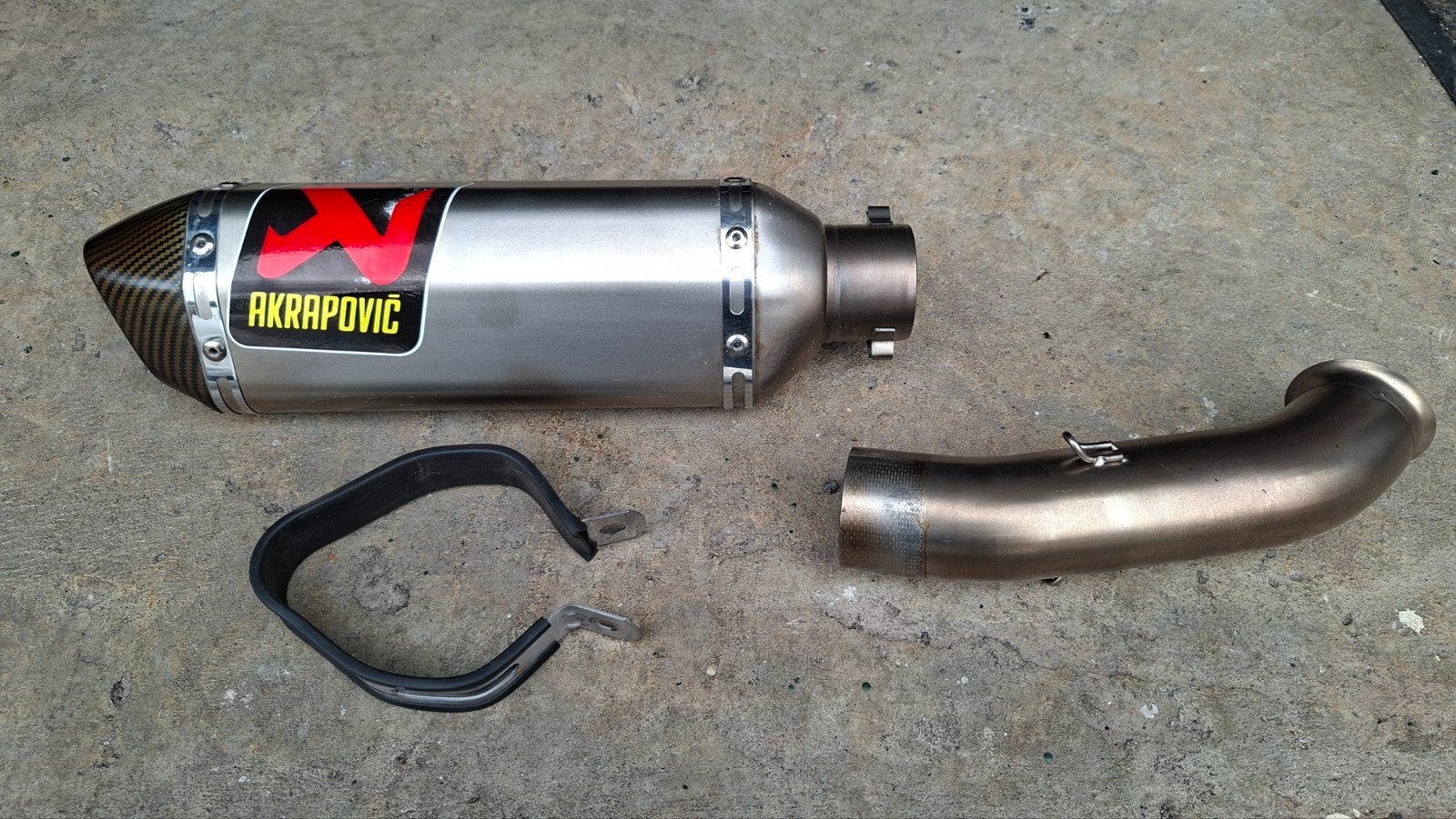 Akrapovic slip-on, Motos, Enlèvement, Utilisé