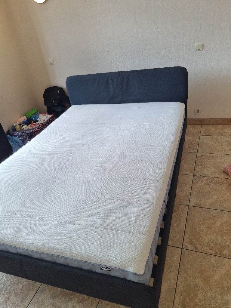 Matelas double IKEA Vesteröy 140x200 cm 2 personnes-Très bon, Enlèvement, 200 cm, Deux personnes, 140 cm