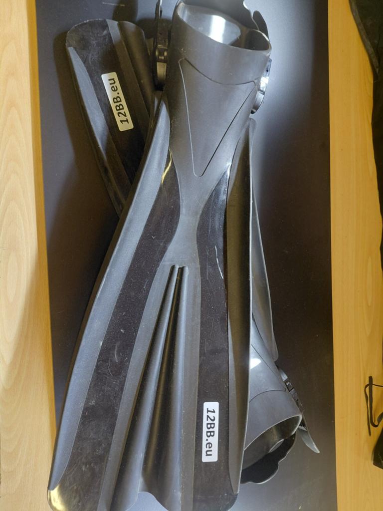 12BB flippers, Watersport en Boten, Hengelsport | Roofvissen, Ophalen