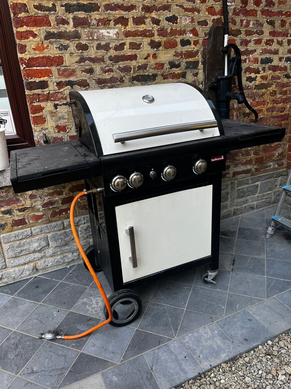 Gasbarbecue, Ophalen, Zo goed als nieuw