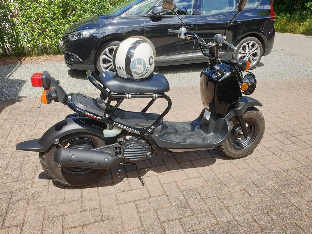 Honda Zoomer zwart, Fietsen en Brommers, Ophalen, Overige modellen, 49 cc, Klasse B (45 km/u)