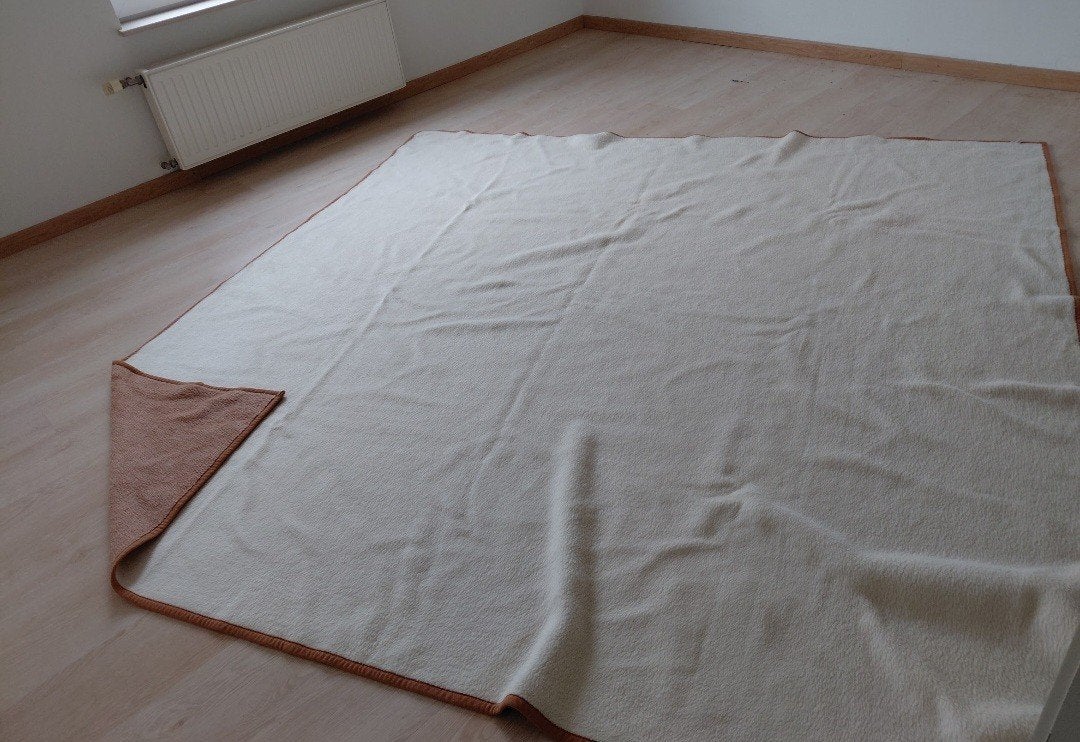 deken voor bed van 1m40.
heb ook nog de sprei en een donsdek, Huis en Inrichting, Slaapkamer | Beddengoed, Ophalen