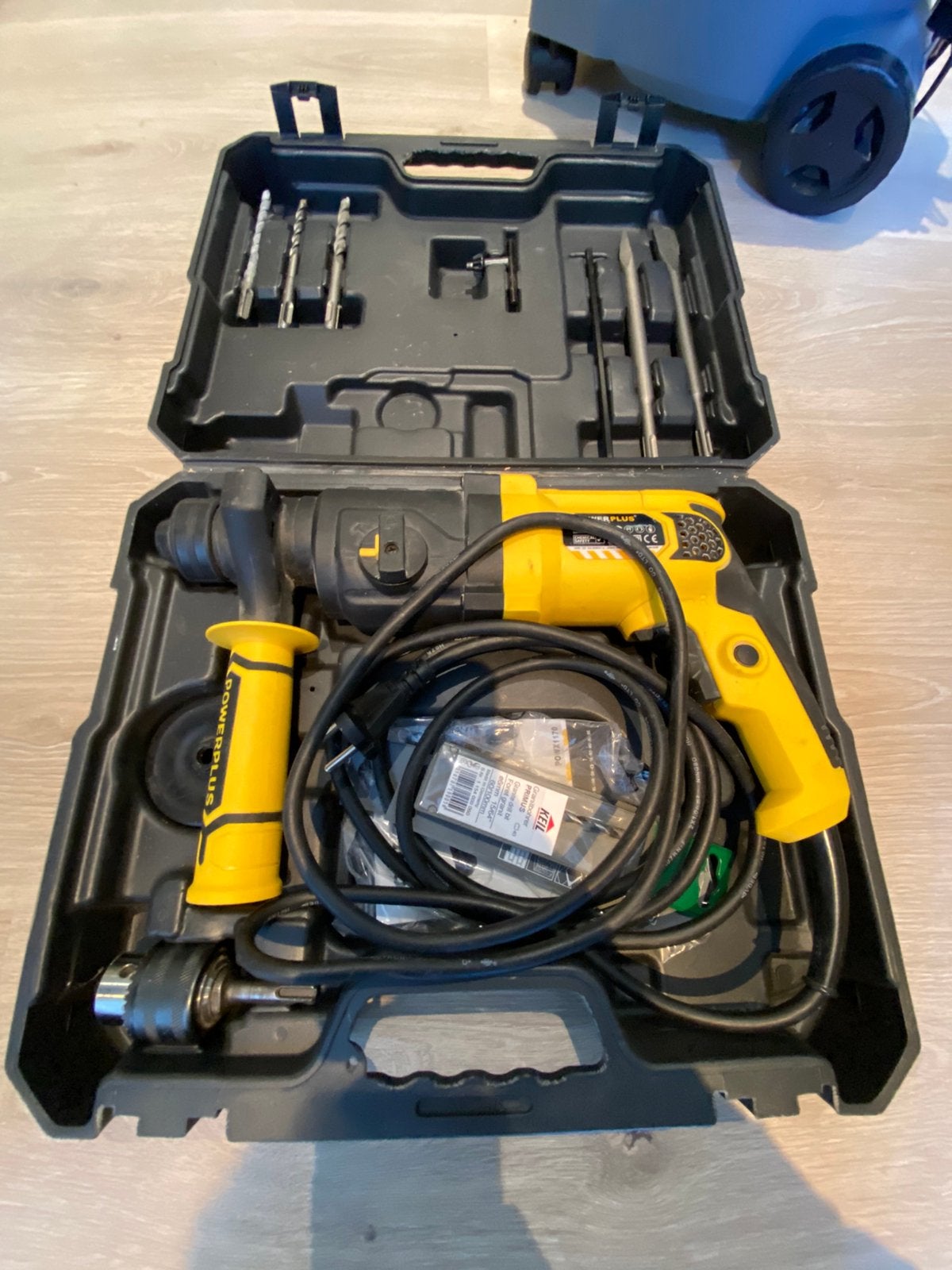 Powerplus POWX1170 Boorhamer 750W – 4-in-1 Set in Koffer, Doe-het-zelf en Bouw, Ophalen, Zo goed als nieuw