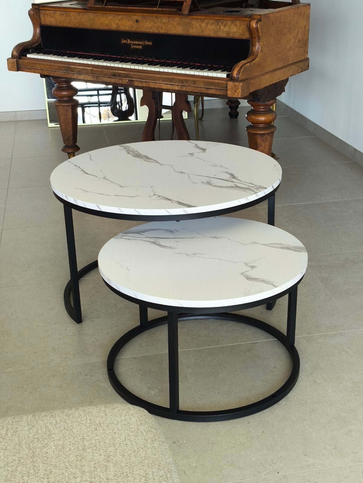 Ensemble de 2 tables basses rondes aspect marbre, Maison & Meubles, Autres essences de bois, Rond, 50 à 100 cm, Enlèvement