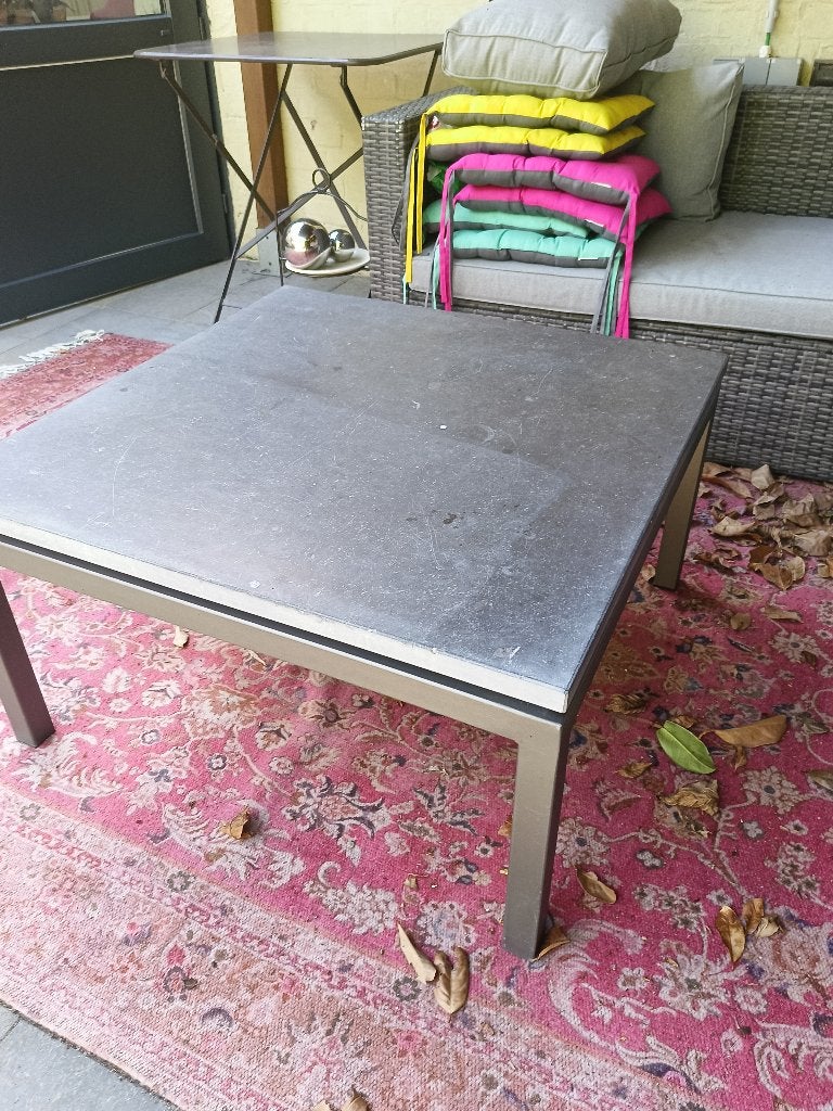 table basse, Past overal., 50 à 100 cm, Carré, Enlèvement
