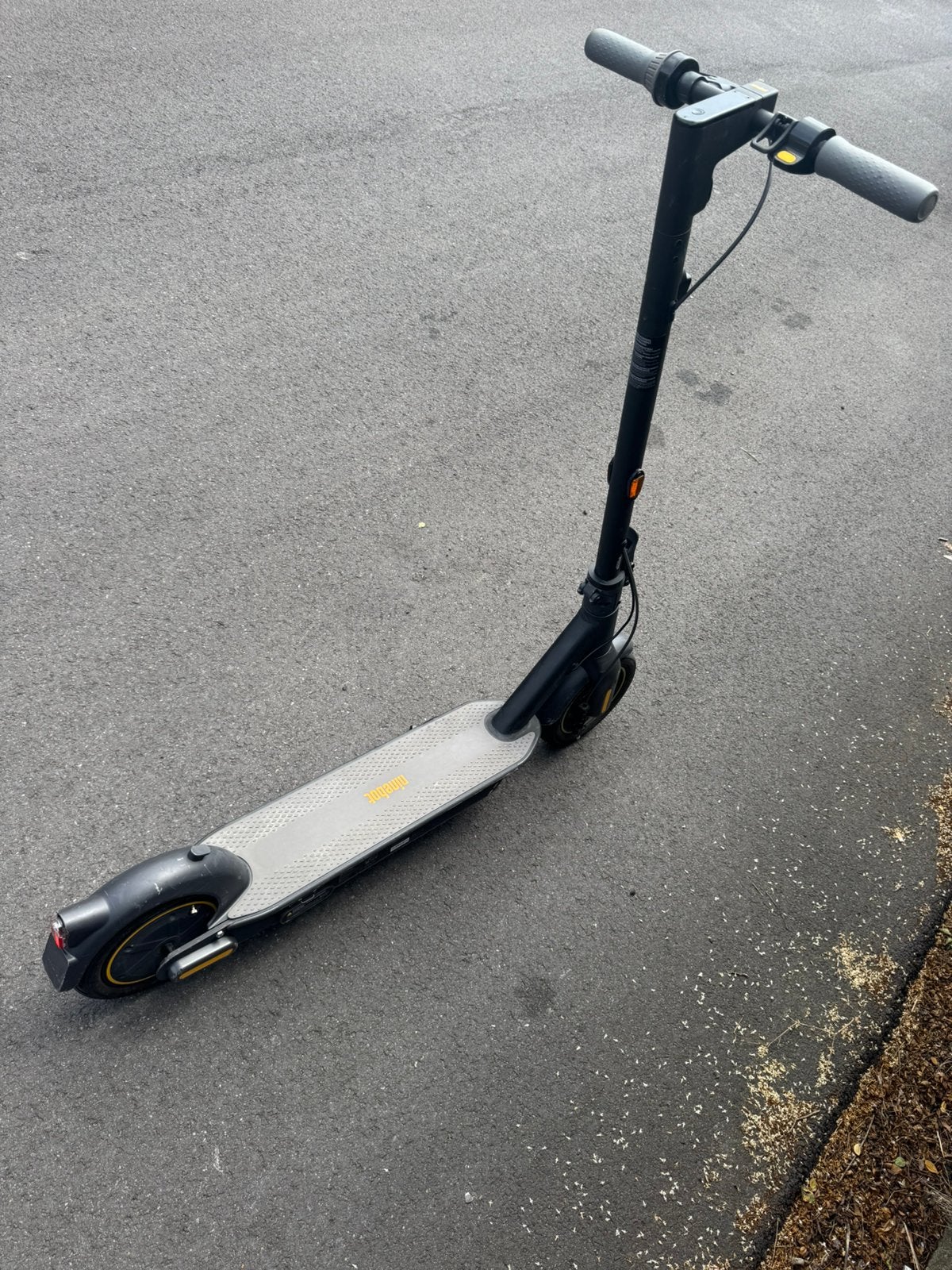 Electric step ninebot, Fietsen en Brommers, Steps, Ophalen of Verzenden, Zo goed als nieuw