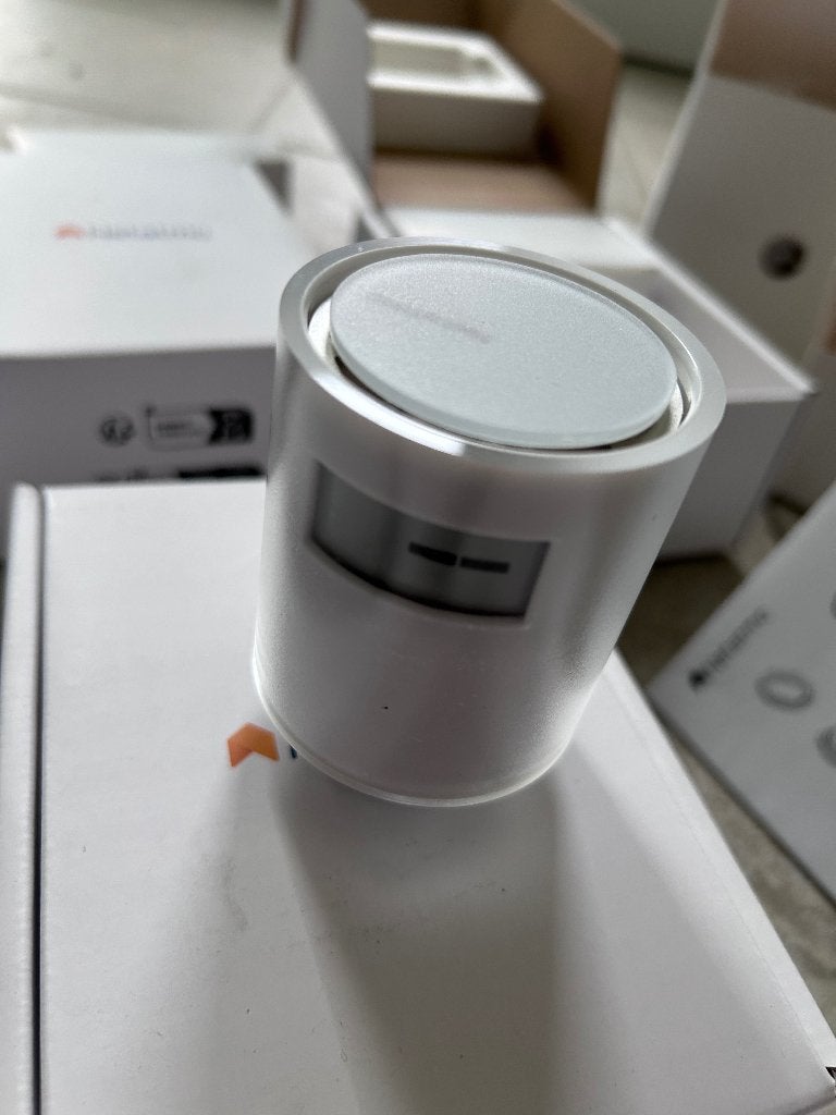 Netatmo - vannes thermostatiques intelligentes - neuves, Doe-het-zelf en Bouw, Ophalen, Slimme thermostaat, Zo goed als nieuw