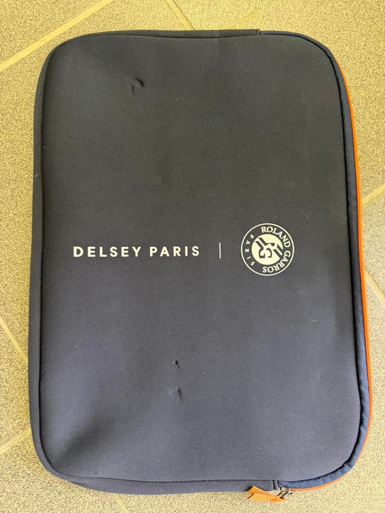 Delsey Roland-Garros etui, Ophalen of Verzenden, Zo goed als nieuw