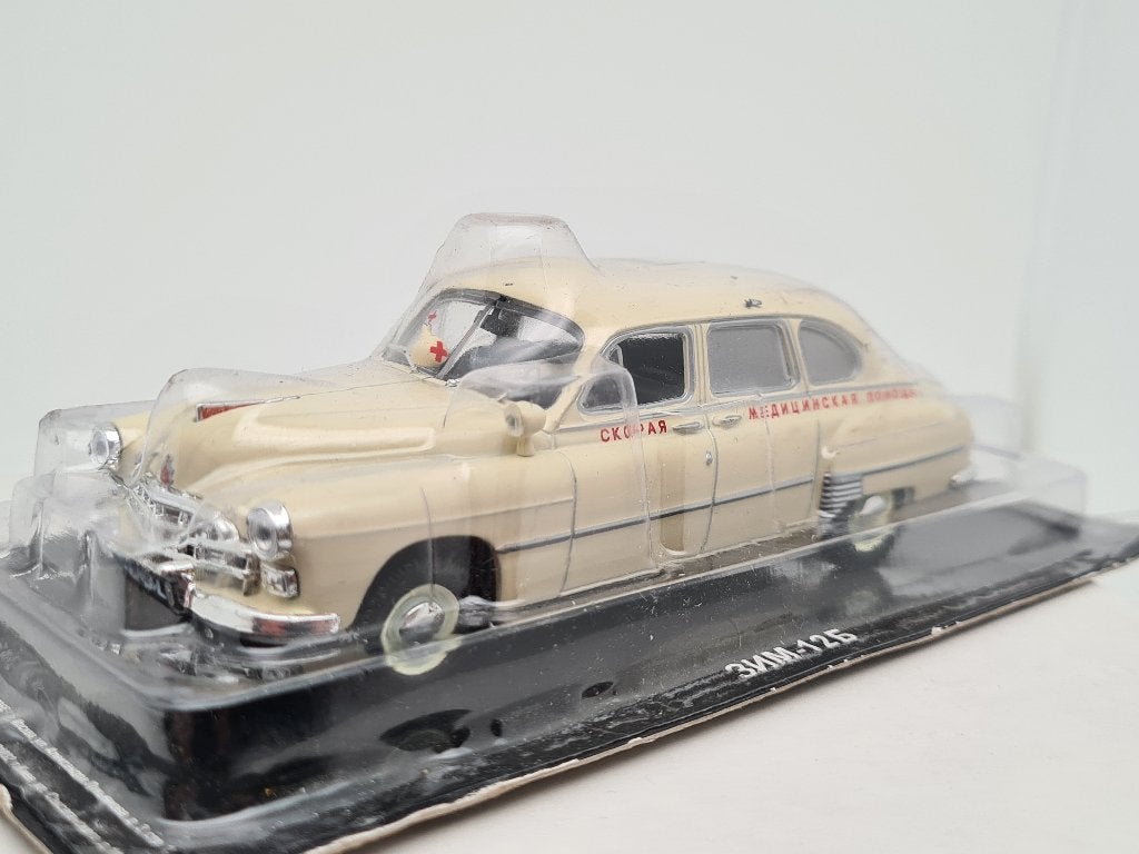 ZIM 12 ambulance USSR Sovjet Unie Rusland - 1/43, Verzenden, Zo goed als nieuw, Auto, Overige merken