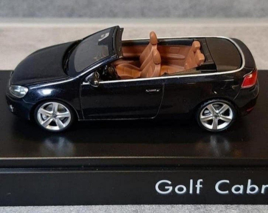 Schuco/1:43/Vw Golf Cabriolet/Als nieuw, Hobby & Loisirs créatifs, Enlèvement ou Envoi, Comme neuf, Voiture, Schuco