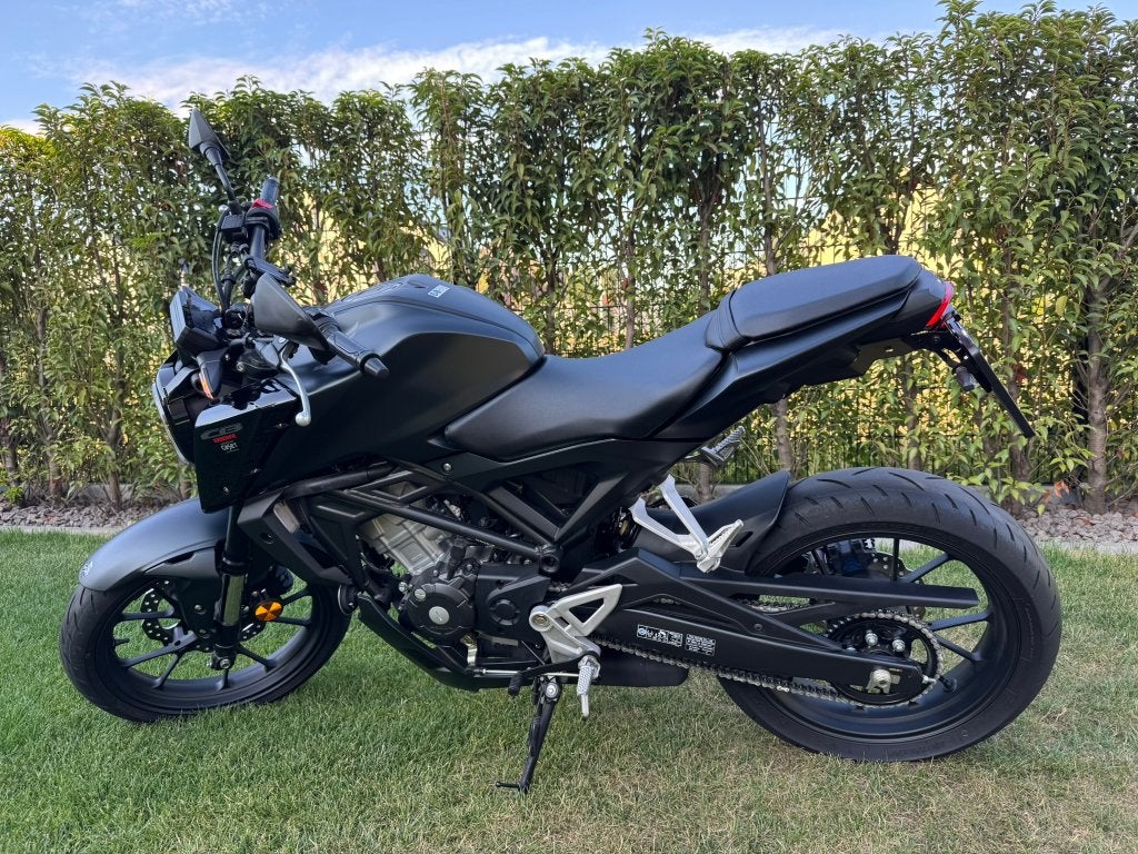 Honda CB125R ABS – 2023 – Slechts +- 1.000 km – €4.499,-, Motoren, Occasion, Particulier, 125 cc, 11 kW of minder