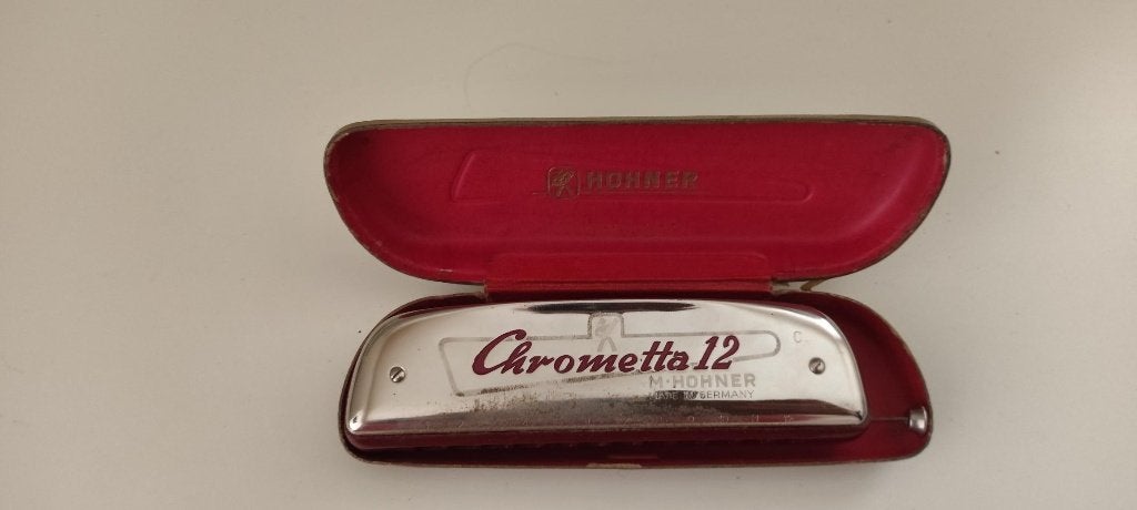 Harmonica Hohner Chrometta 12 classiques, Musique & Instruments, Enlèvement, Utilisé, Avec valise ou boîte