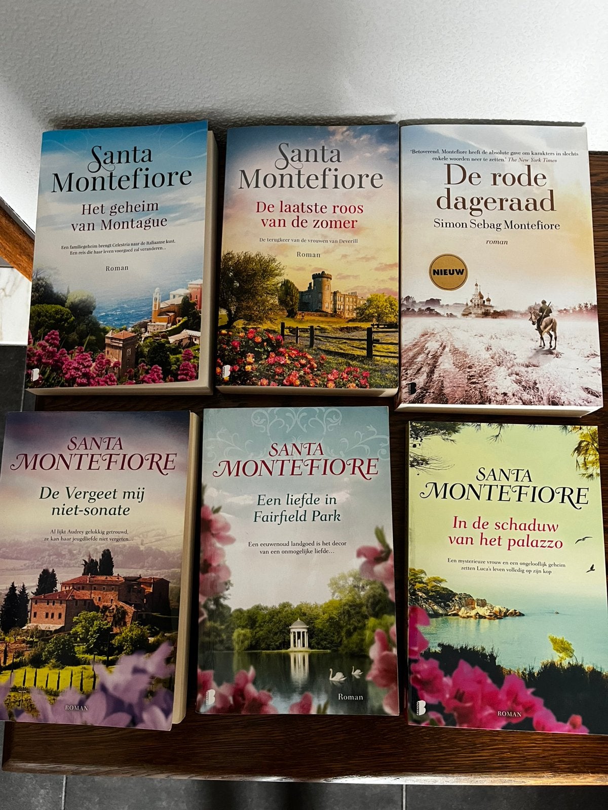 Santa Montefiore boekenpakket, Boeken, Ophalen, Zo goed als nieuw