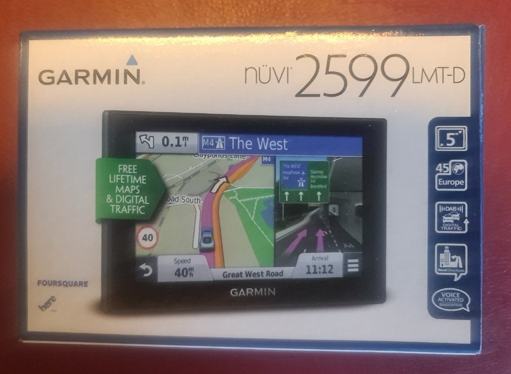 Garmin Nuvi 2599 Navigation Europe avec infos routières, Enlèvement ou Envoi, Utilisé