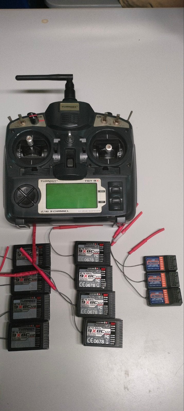 Turnigy 9x V2 met 11 ontvangers. Goed lezen., Ophalen of Verzenden, Gebruikt