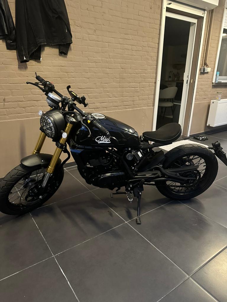 Mash Falcone 125 – Custom Bobber Style – 5.900 km, Motos, Permis Moto A1 minimum, Éclairage LED, Autre, 1 cylindre