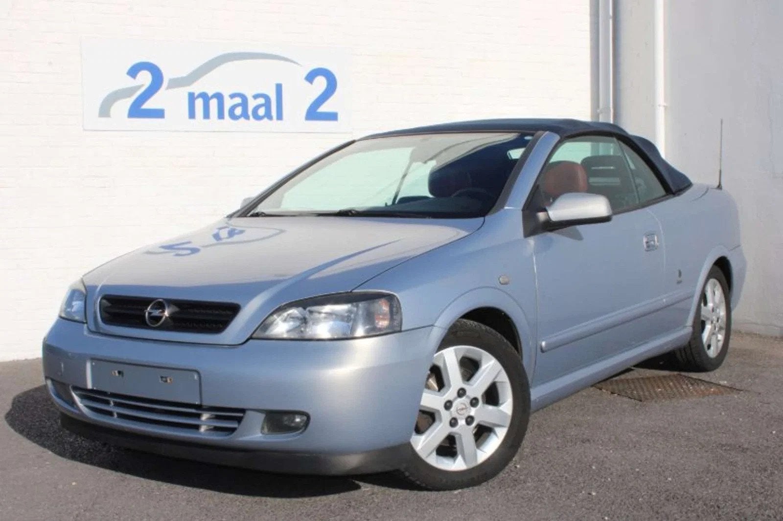 Opel Astra 2.2i SE 16v Bertone Edition (bj 2002, automaat), Auto's, Automaat, 4 zetels, Gebruikt, 4 cilinders