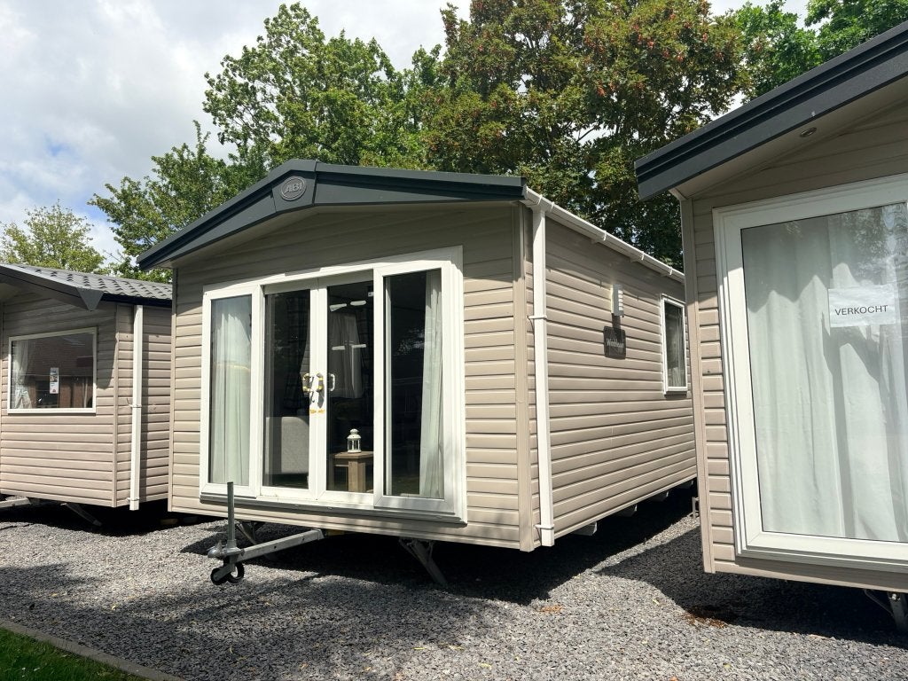 Stacaravan Wimbledon, Jusqu'à 2
