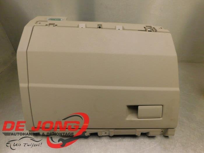 Boîte à gants d'un Volkswagen Multivan T7, Volkswagen, -, 3 mois de garantie, Utilisé