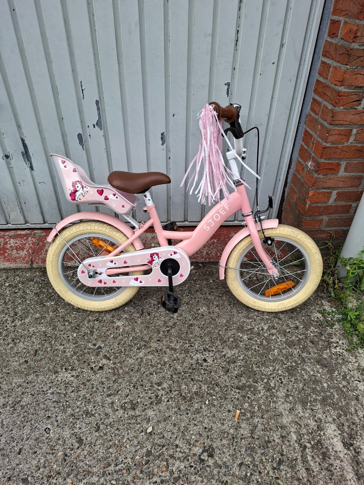 Vélo pour petite fille 14 pouces, Stabilisateurs, Frein à rétropédalage, Comme neuf, Enlèvement
